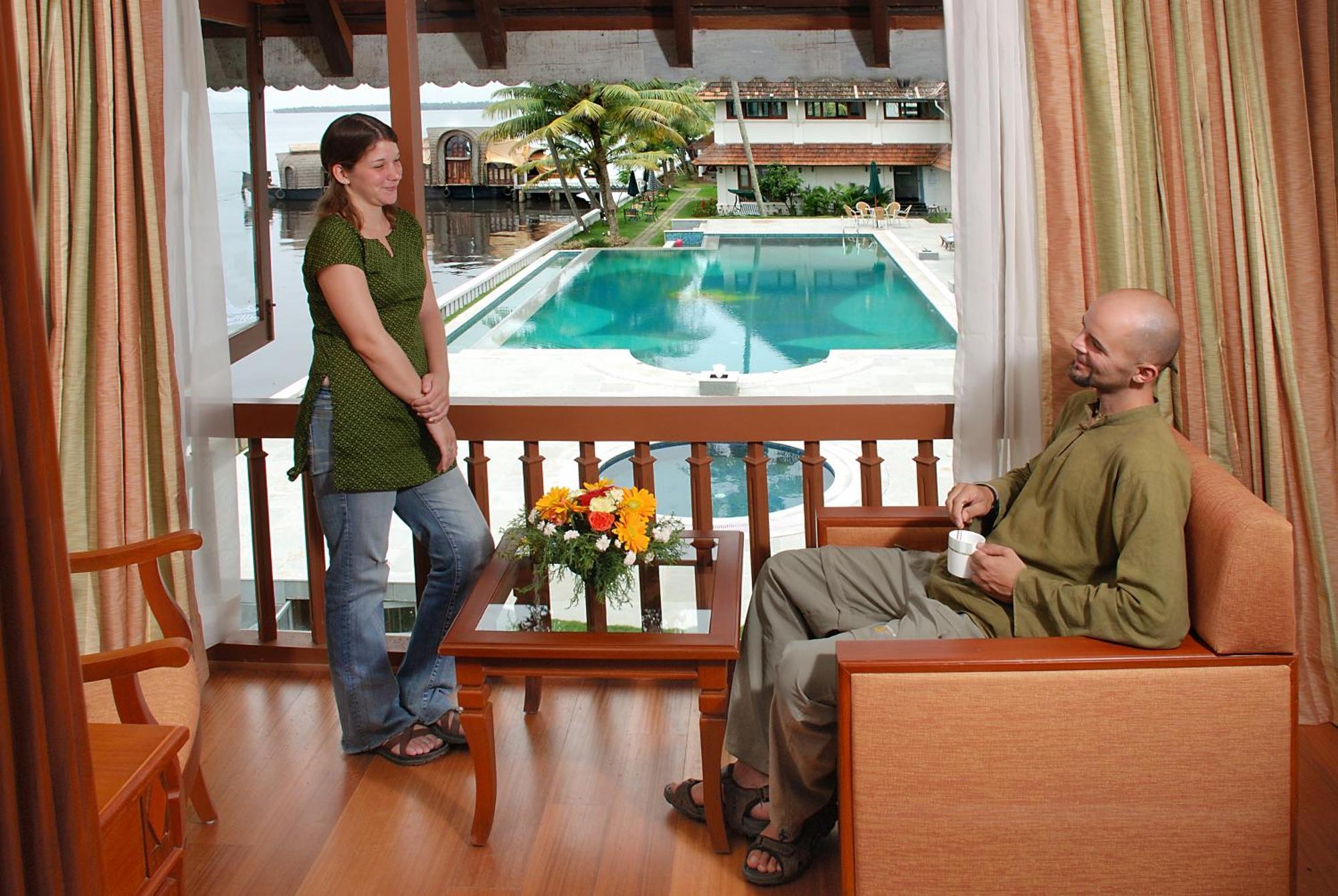 Lemon Tree Vembanad Lake Resort, Kerala Alappuzha Exterior foto