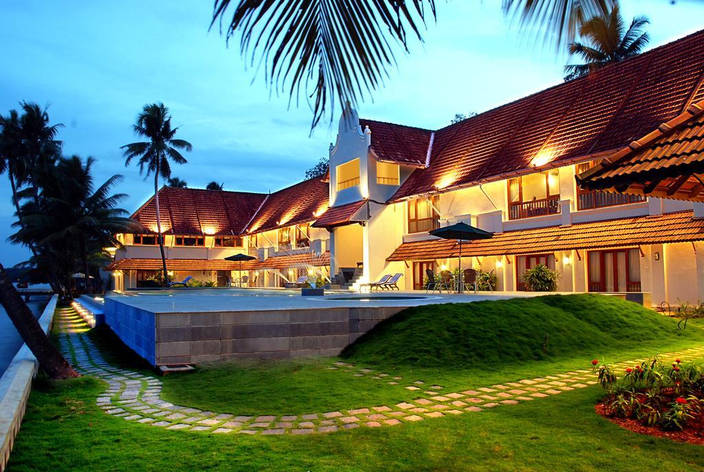 Lemon Tree Vembanad Lake Resort, Kerala Alappuzha Exterior foto