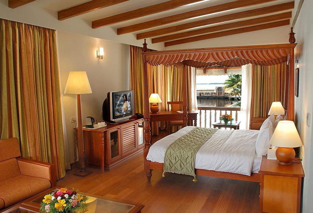 Lemon Tree Vembanad Lake Resort, Kerala Alappuzha Exterior foto